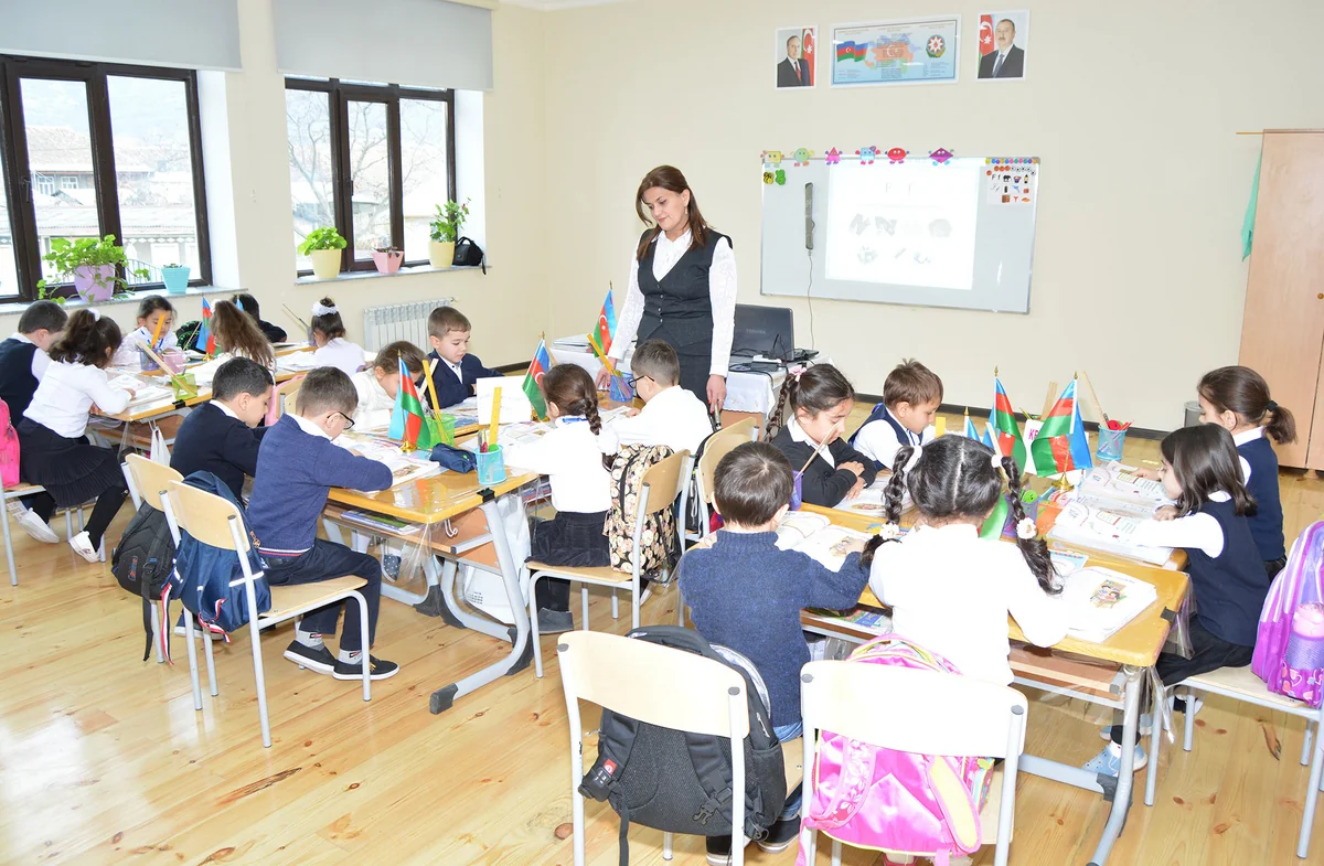 Şagird yerdəyişməsi müvəqqəti dayandırılıb