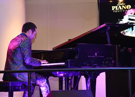 Bakıda Vikram Ruzaxunovun konserti keçirilib