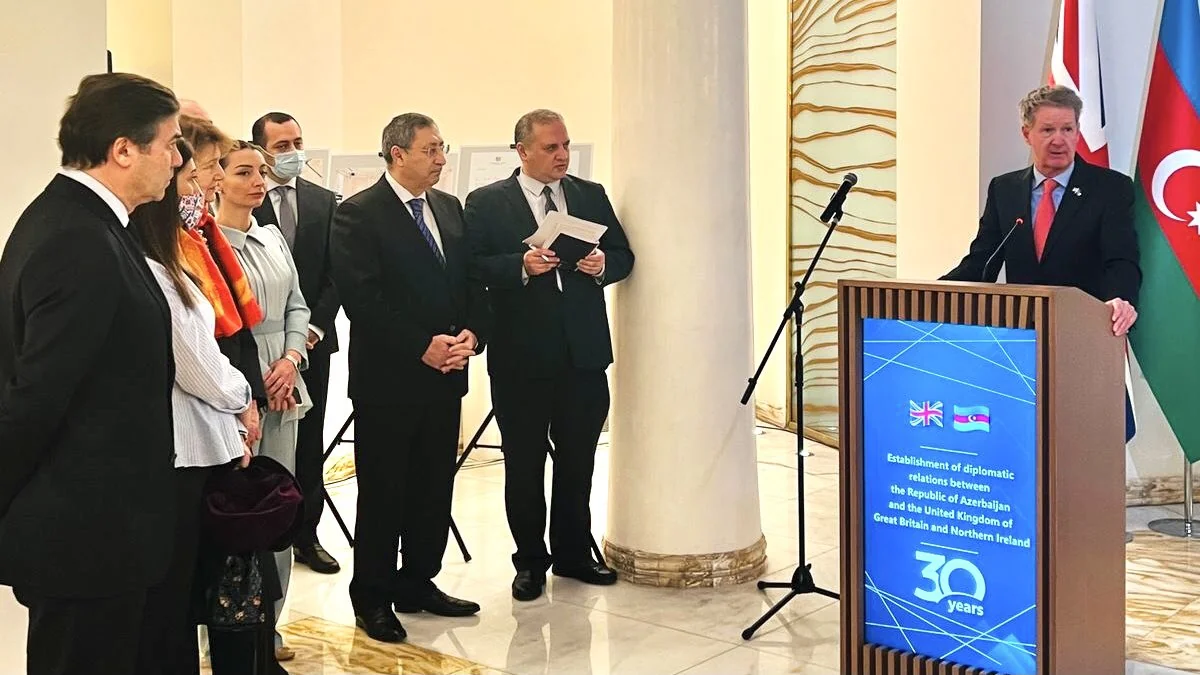 Britaniya səfiri Azərbaycanla münasibətlərin qurulması tarixini xüsusi gün adlandırıb