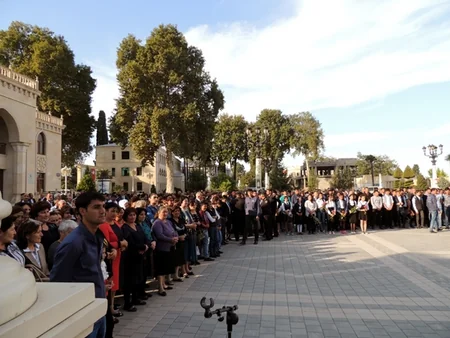 Aprel döyüşçülərinin bir qrupu ehtiyata buraxılıb