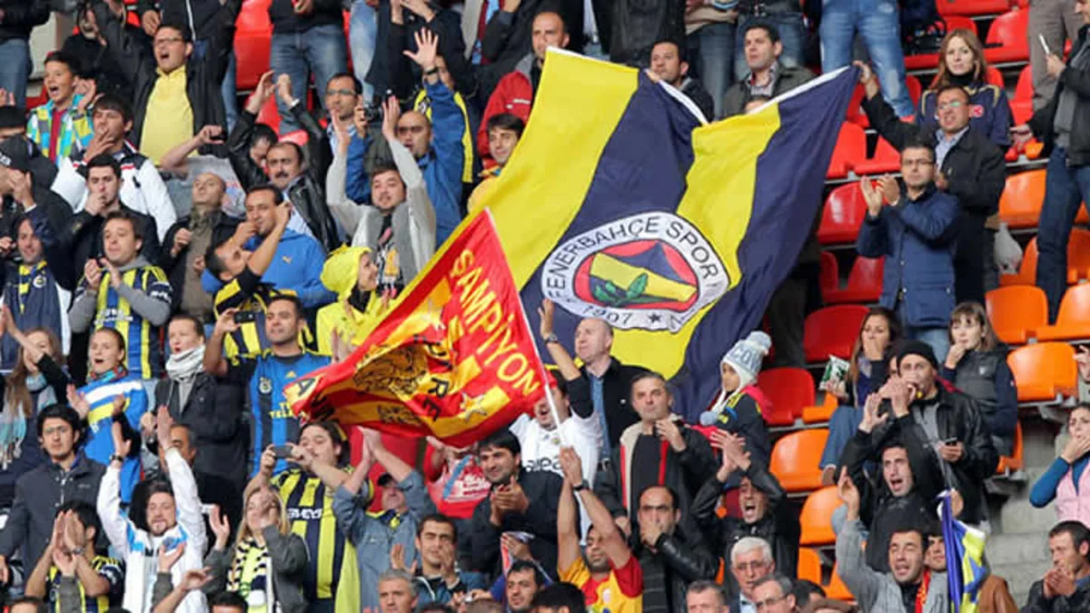 ​Fənərbağça klubunun azarkeşləri derbidə hər kəsi bir olmağa çağırıb
