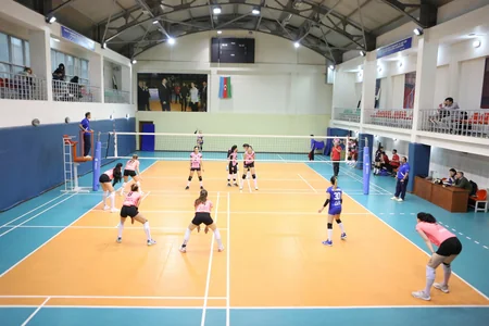 Qadın voleybolçular arasında Azərbaycan çempionatında VI turun oyunları baş tutub
