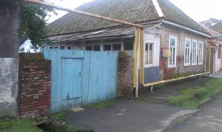 Lənkəranda oğul atasını və qardaşını bıçaqlayıb