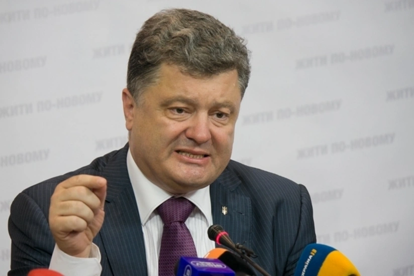 Poroshenko signed a decree on appeal to UN and EU to send peacekeepers to Ukraine
