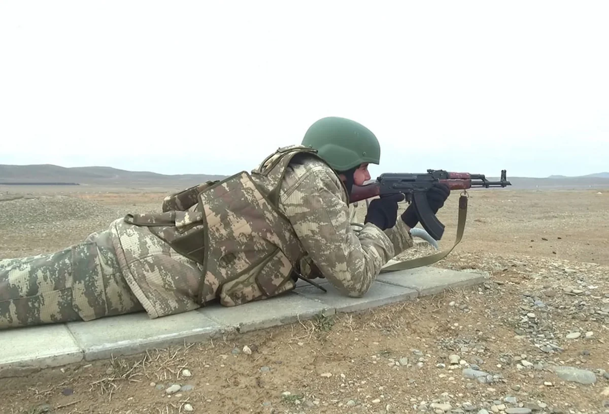 Regular warrant officer training courses continue in Azerbaijani army