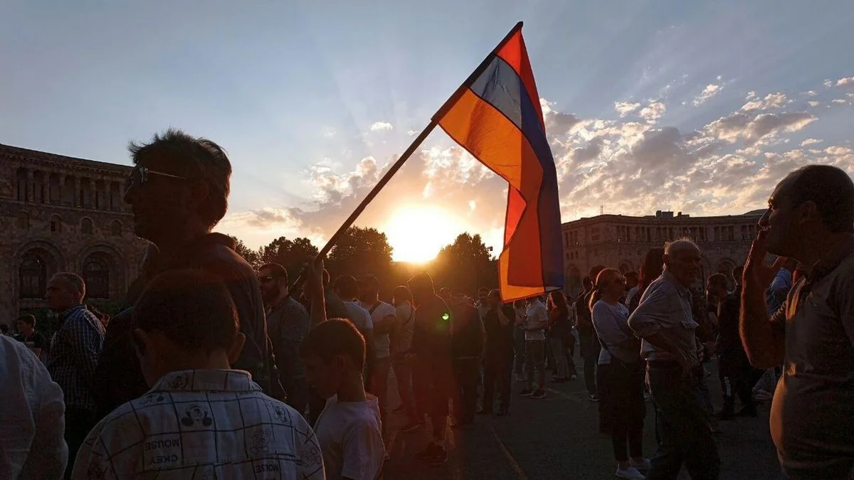 KİV: Ermənistanda yeni anti-Rusiya əhvali-ruhiyyəsi formalaşır
