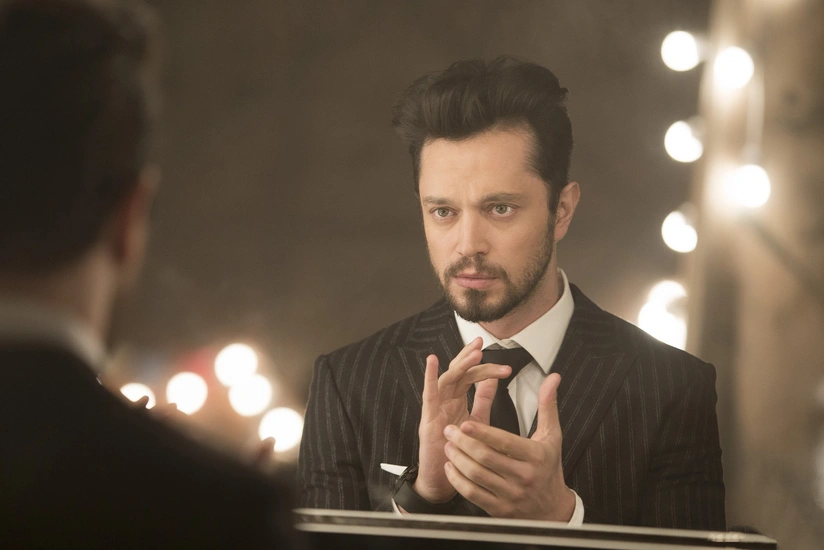 Turkey's famous singer donates TRY 250,000 to Turkish Education Foundation