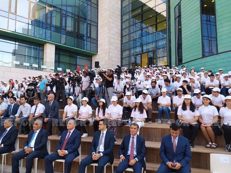 Respublika fənn olimpiadalarının qalibləri mükafatlandırılıb