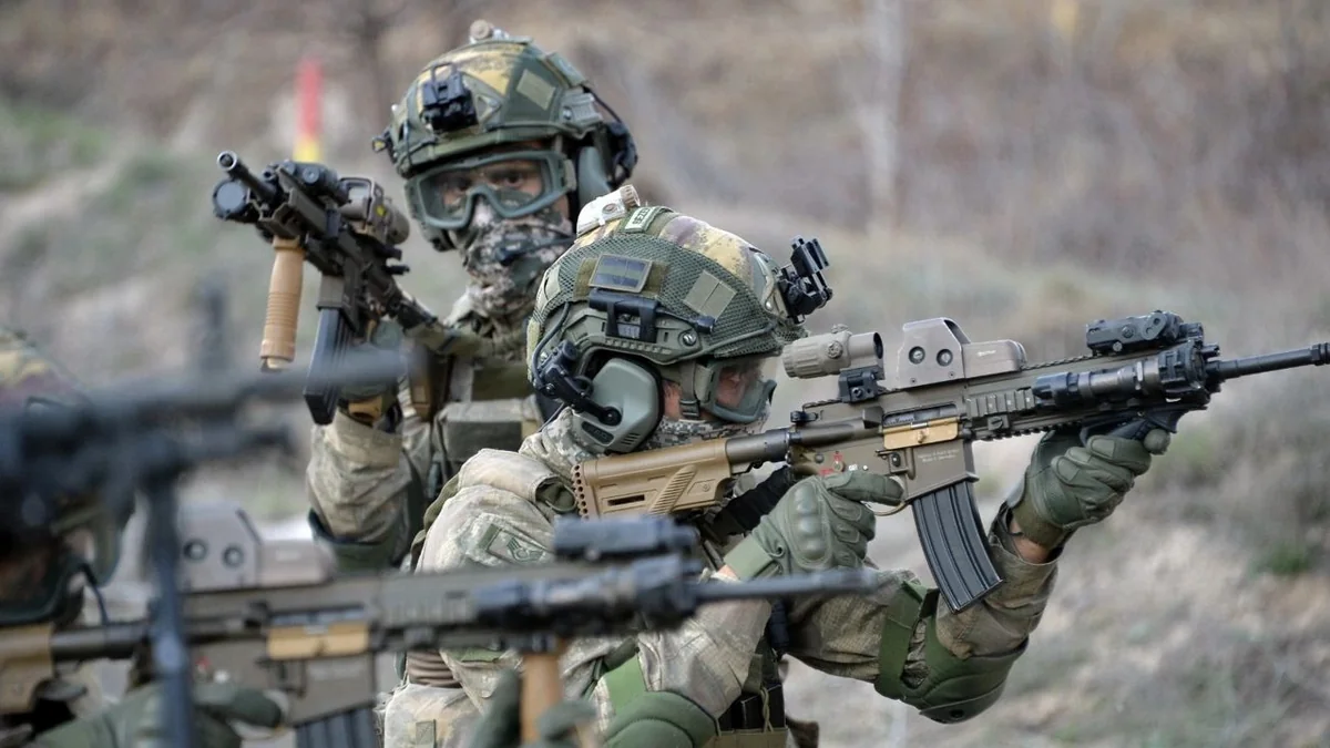 Turkish MoD prohibits use of smartphones in area of anti-terrorist operations