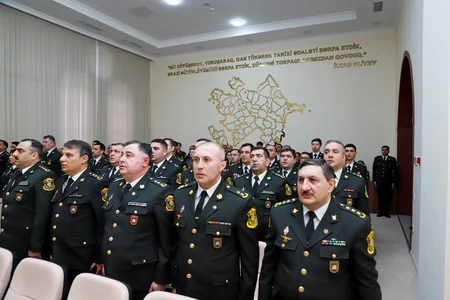 Səfərbərlik Xidmətinin şəxsi heyəti Fəxri xiyabanı ziyarət edib