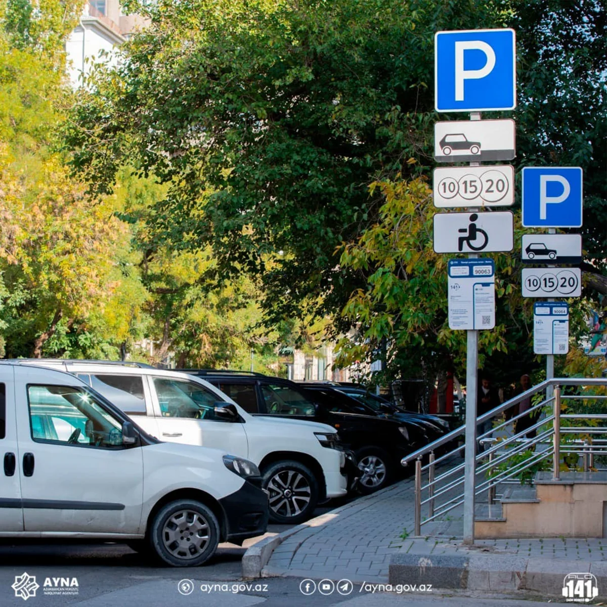 Əlillər üçün ayrılan yerlərdə digər nəqliyyat vasitələrinin parklanmasına görə cərimənin məbləği açıqlanıb