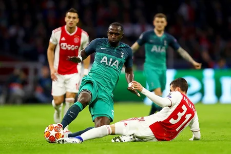 Tottenhem ilk dəfə Çempionlar Liqasının finalına yüksəlib - VİDEO