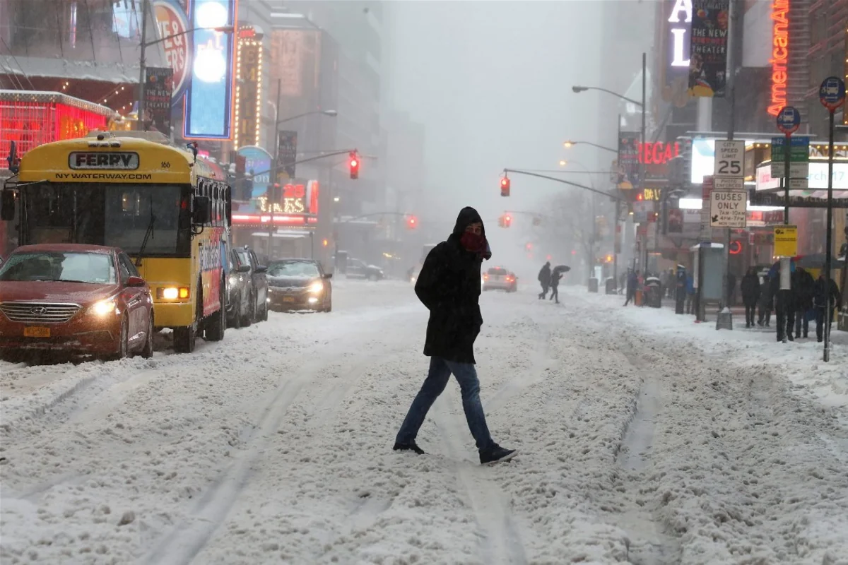 ABŞ-da pis hava şəraiti səbəbindən 2 nəfər ölüb