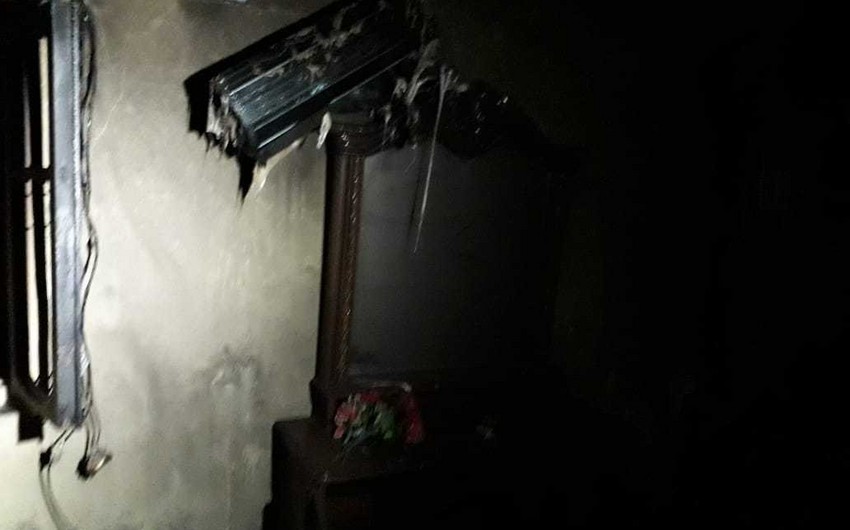 Bərdədə ev yanıb, iki azyaşlı zəhərlənib, bir qadın xəsarət alıb - FOTO