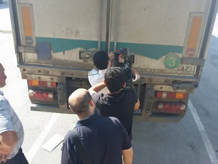 Palsüd məhsullarının yükləndiyi ilk maşın karvanı Gürcüstana yola salınıb - FOTO