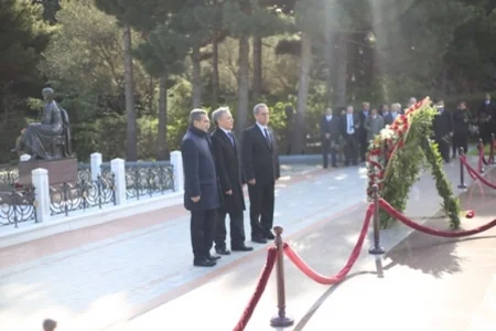 ​Türkiyənin tanınmış media nümayəndələri Prezident Administrasiyası və Milli Məclisdə olublar