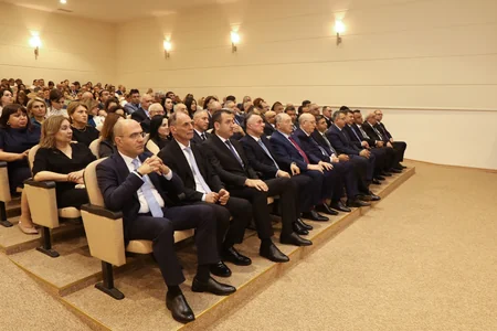 Səhiyyə naziri: Bu gün ölkədə tibb işçilərinə yüksək dəyər verilir