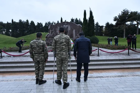 Bakıda Zəfər avtoyürüşü keçirilib