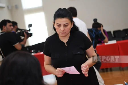 Azərbaycanda 1 milyondan çox seçici səs verib - FOTOREPORTAJ