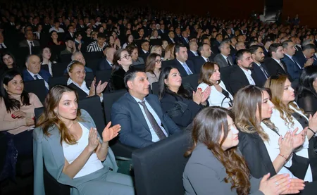 Azərbaycan Həmkarlar İttifaqları Konfederasiyası Sən elə bir zirvəsən adlı tədbir təşkil edib