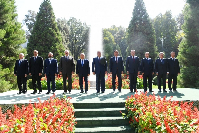 Deputat İlham Əliyev və Nikol Paşinyanın Düşənbə danışığını şərh edib