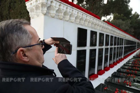 Ambassadors of EU countries commemorate victims of January tragedy