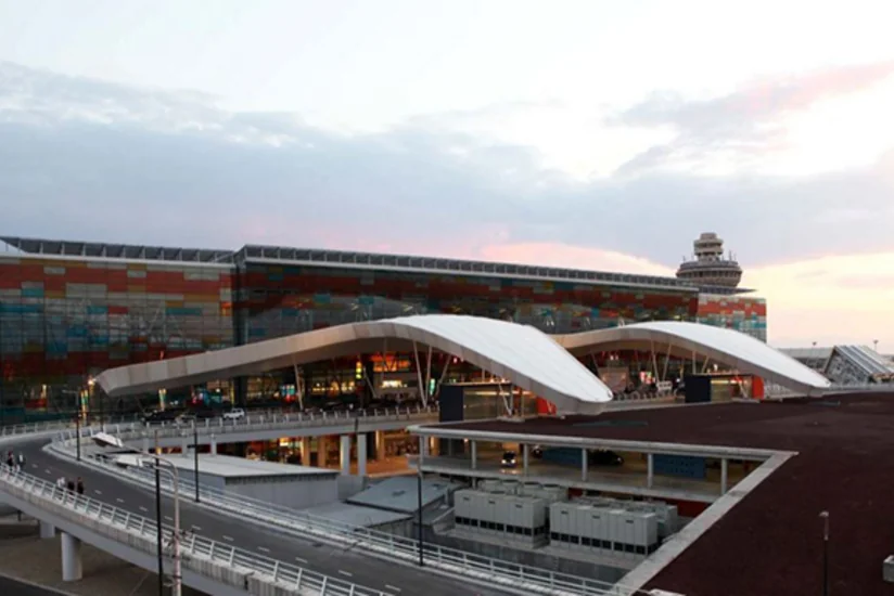“Zvartnots” aeroportunda Rusiya sərhədçilərinin yola salınma mərasimi keçirilir