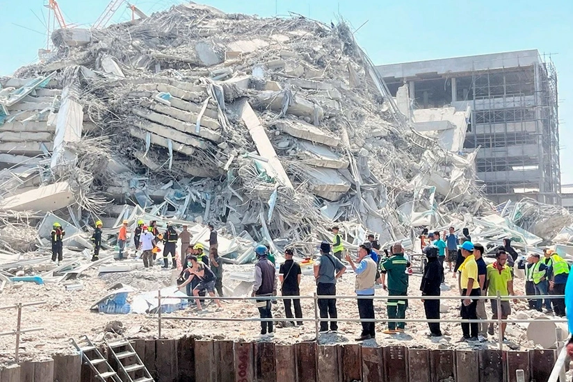 Tailandda paytaxtda göydələnin uçmasının səbəbləri araşdırılır