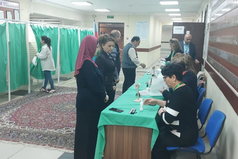 Voting in municipal elections starts in Khazar, Nizami districts of Baku