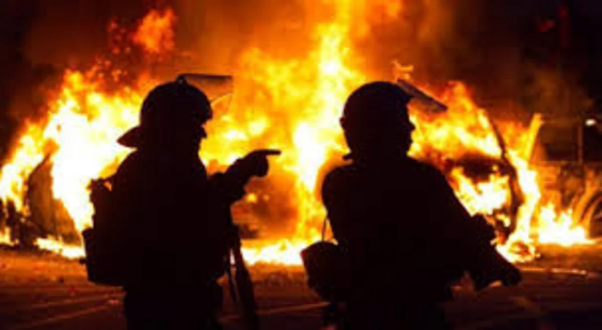 Masallıda 2 mərtəbəli ev yanıb