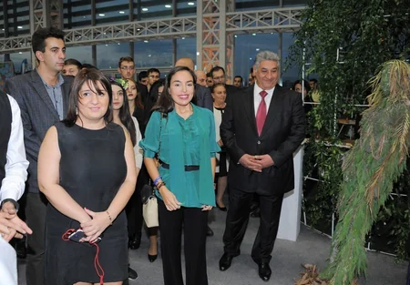 Leyla Aliyeva attends youth exhibition 'Through the eyes of students: Environmental problems of ways of addressing them' - PHOTO