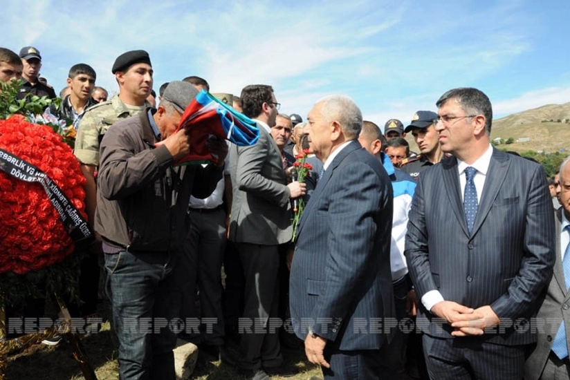 Şəhid Səddam Hüseynov Tovuzda torpağa tapşırılıb