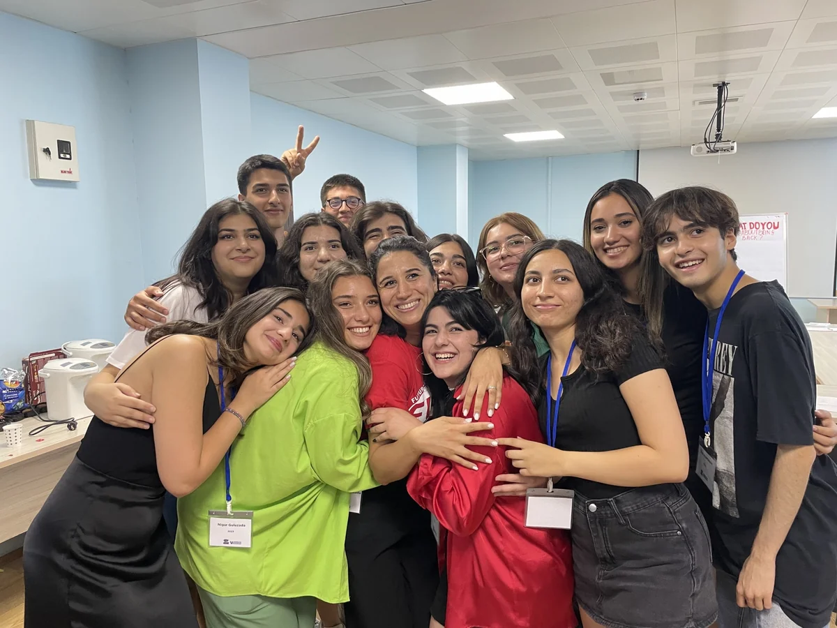 Azerbaijani students return from prestigious Future Leaders Exchange (FLEX) Program as engaged alumni