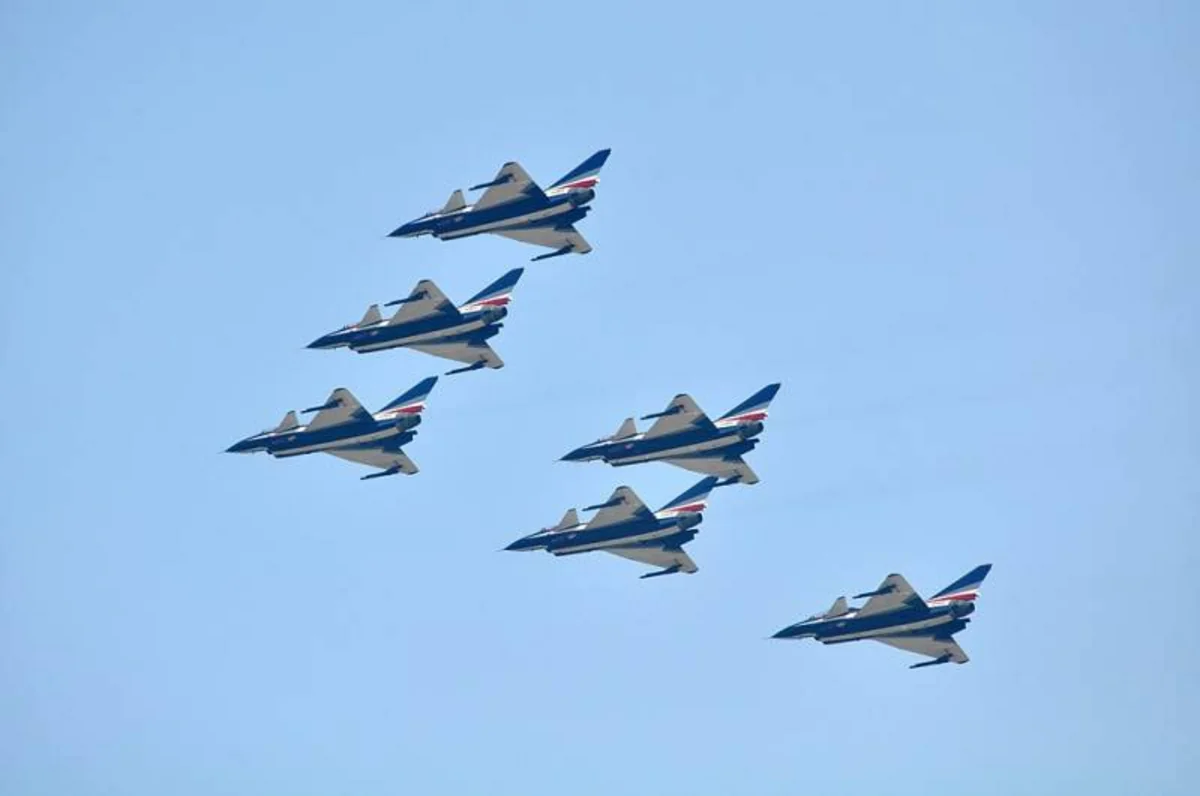 China sends 25 military aircraft around Taiwan on Friday morning