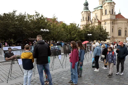 Snapshots of Sorrow: Azerbaijan's mine victims remembered in Prague