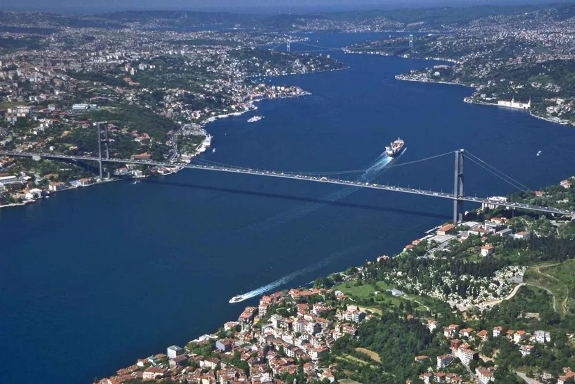 Досмотр судов с зерном у Стамбула будут проводить на якорной стоянке у Босфора