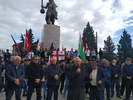 В Грузии празднуют победу Азербайджана