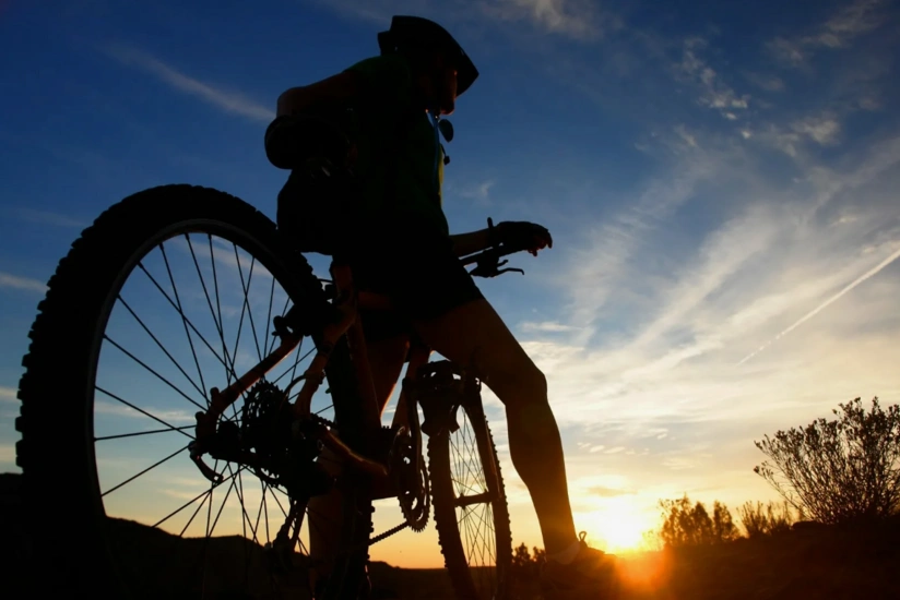 Pirallahıda avtomobil 54 yaşlı velosipedçini vurub