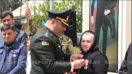 Qobustanda Vətən müharibəsi şəhidinin xatirəsinə inşa edilən bulaq kompleksinin açılışı olub