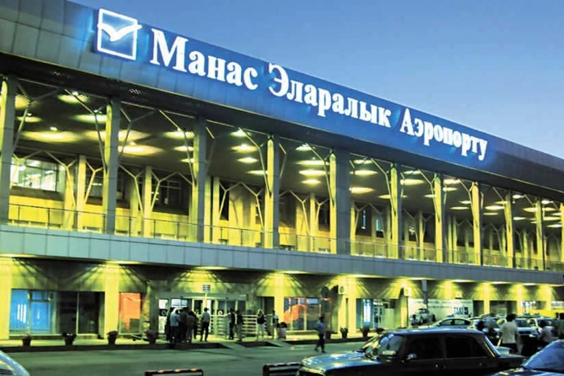 Manas hava limanında sərnişinlər bomba təhlükəsi səbəbindən təxliyə edilir