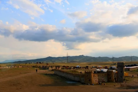 Gəncədə “Tarixin canlı səhifələri” IV Gənclər festivalı keçirilib