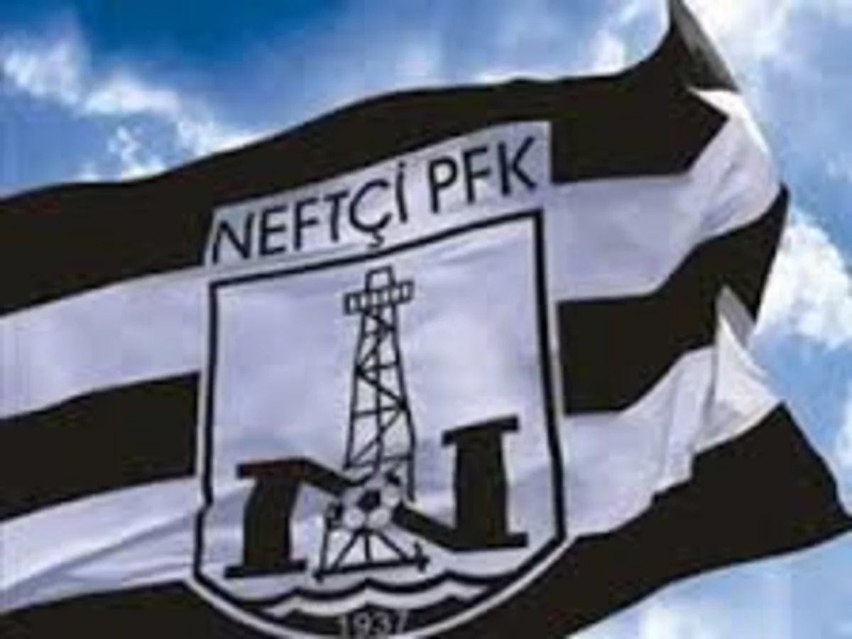 ​Neftçi avrokuboklardan gələn pula avtobus alıb