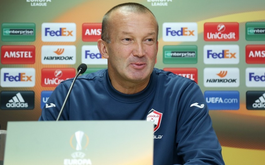 Roman Qriqorçuk azərbaycanlı futbolçunun komandasına başçılıq edə bilər