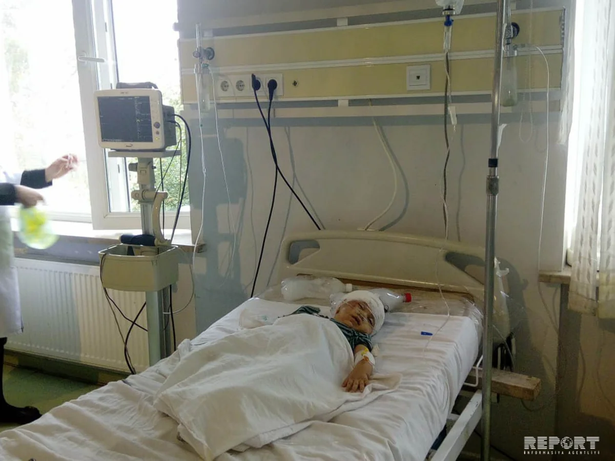 Bərdədə avtomobillər toqquşub, bir ailənin 5 üzvü xəsarət alıb - FOTO - VİDEO - YENİLƏNİB