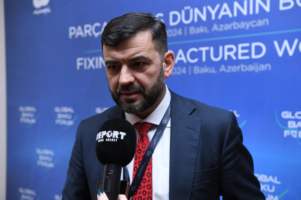 Moldovanın eks-baş naziri: Dünyada siyasi proqramı yenidən qurmalıyıq