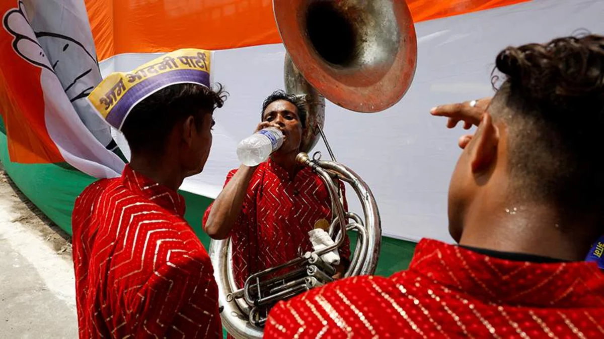 Delhi hits 52.3 degrees, highest-ever recorded temperature in India