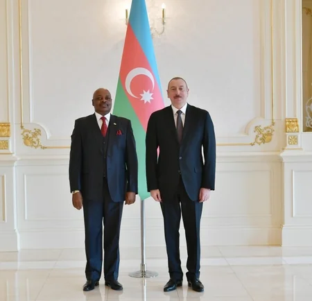 Ilham Aliyev receives credentials of incoming ambassadors of Venezuela, Rwanda and Thailand