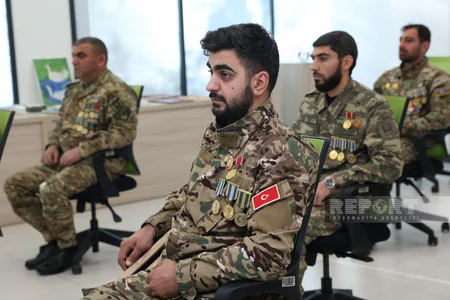 Şəhid ailələri və müharibə ilə əlaqədar əlilliyi olan şəxslərə daha 200 mənzil və fərdi ev verilib