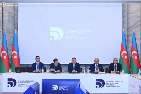 Jeyhun Bayramov mulls current regional situation with heads of National Commissions for UNESCO
