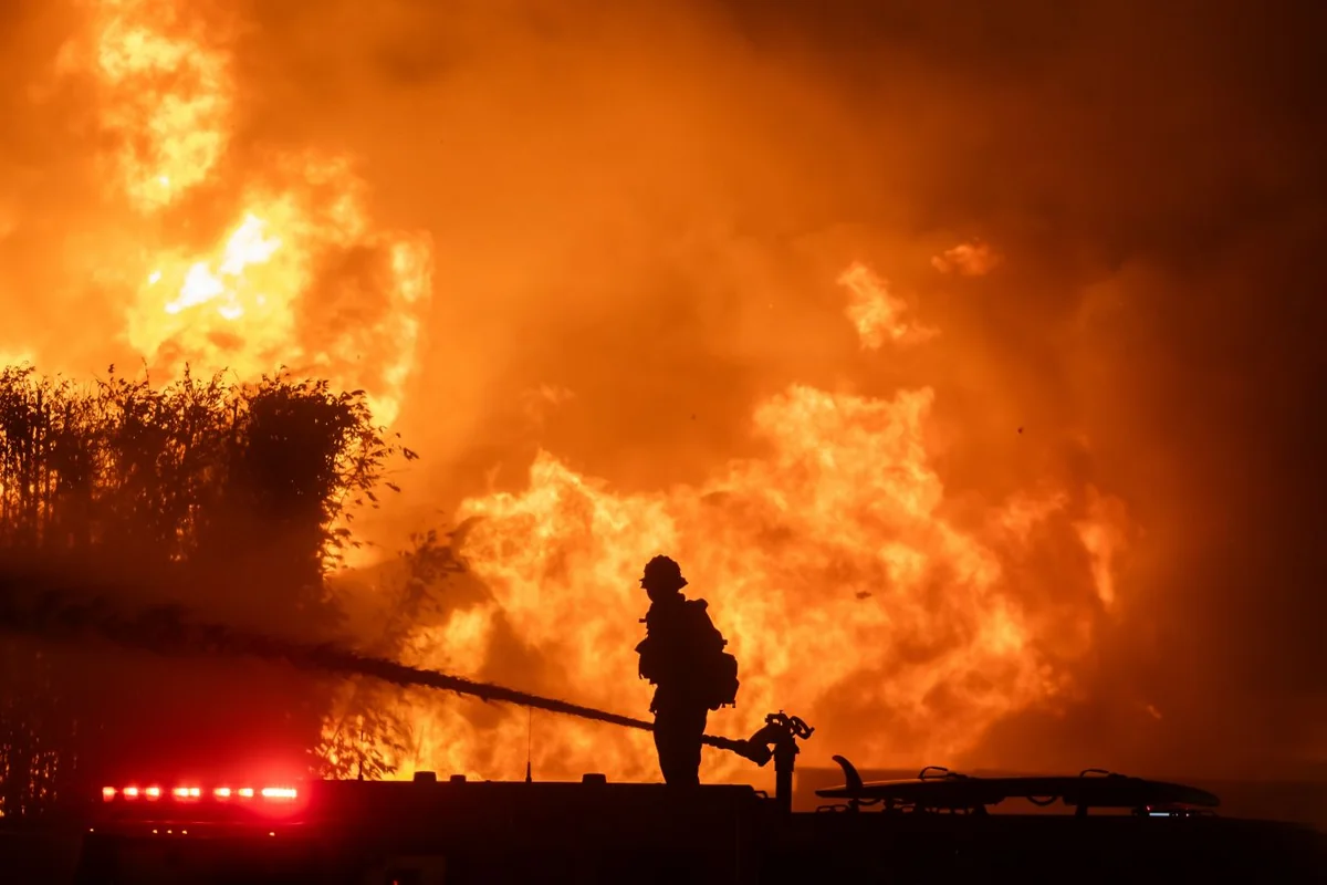 KİV: Los-Anceles yanğınları 8 milyon insanı təhdid edir